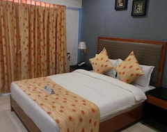 Hotel Casa Riva (Surat, Indija)