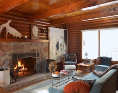 Casa/apartamento entero 3+ Br North Lake Tahoe Log Cabin W/fireplace! (Kings Beach, EE. UU.)