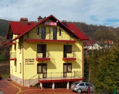 Hotel Pod Orlikiem (Ustrzyki Dolne, Poljska)