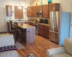 Entire House / Apartment New Three Bedroom Two And A Half Bath With Garage And Solar Panels (Belgrade, USA)