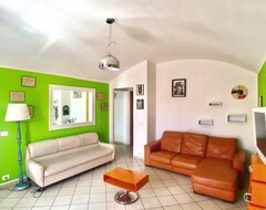 Casa/apartamento entero Apartamento luminoso y acogedor a 10 minutos andando del centro (Turín, Italia)