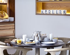 Hotel Apollon Library Suites (Nafpaktos, Greece)