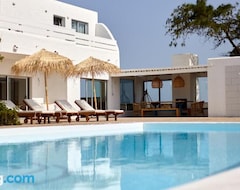 Hotel Helene Holidays & Retreats / El Patio - Acceso Directo Al Mar En Corralejo (La Oliva, España)