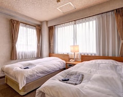 Khách sạn Business Hotel Mishima (Kure, Nhật Bản)