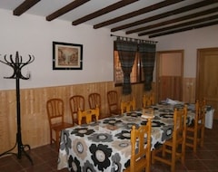 Entire House / Apartment Casa Rural La Vaquería For 6 People (Noez, Spain)