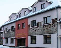Gæstehus Penzion a restaurace Sklar (Karolinka, Tjekkiet)
