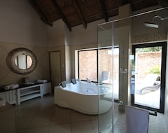 Hotel Elandela Private Game Reserve & Luxury Lodge (Hoedspruit, Sudáfrica)