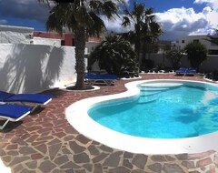 Hele huset/lejligheden Amazing, Spacious Rural Villa Heated Pool Wifi 3 Bedrooms 3 Bathrooms Sleeps 6 (Famara, Spanien)