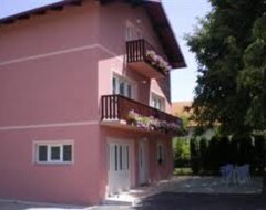Toàn bộ căn nhà/căn hộ Vukovic (Rakovica, Croatia)