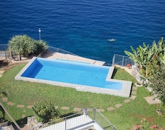 Hotelli Fantastic Villa In Property On The Sea And Overlooking Funchal (Funchal, Portugali)