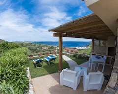 Hele huset/lejligheden Villa With Sea View In Front Of Caprera Island - 4 People (Palau, Italien)