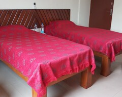 Hotel GoGoa (Margao, India)