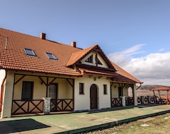 Nhà trọ Kulcsos Haz/Apartman (Tarcal, Hungary)