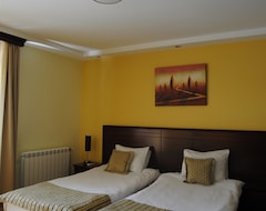 Hotelli Contact (Belgrade, Serbia)