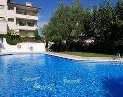 Entire House / Apartment 018 Rental Apartment With Terrace And Communal Pool Near The Beach (Llançà, Spain)