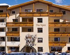 Khách sạn Des Alpes (La Villa, Ý)