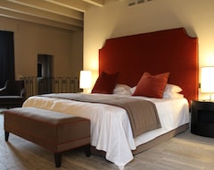 Otel Podere Castel Merlo Resort (Villongo, İtalya)