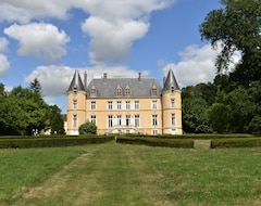 Gæstehus Château De Blavou Normandie (Saint-Denis-sur-Huisne, Frankrig)