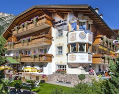 Hotel Garni Concordia - Dolomites Home (Wolkenstein, Italia)