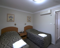 Hotelli Peninsula Nelson Bay Motel And Serviced Apartments (Port Stephens, Australia)