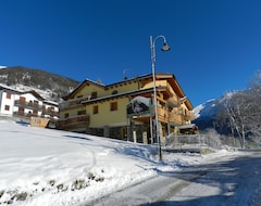 Khách sạn Residence Hotel Raggio Di Luce (Ponte di Legno, Ý)