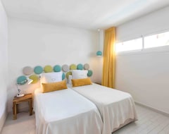 Hotel Santos Ibiza - Adults only (Playa d'en Bossa, Spain)