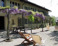Khách sạn Sotto La Luna Bruna (Cocconato, Ý)