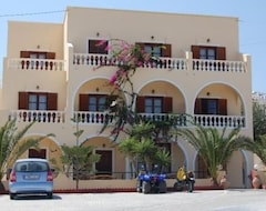 Otel Romantic Spa Resort (Fira, Yunanistan)