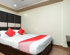 Hotel OYO 28131 Bhimas Residency (Visakhapatnam, Indija)