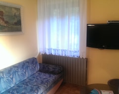 Tüm Ev/Apart Daire Chalet and Apartment Zonir with SAUNA (Kobarid, Slovenya)
