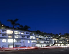 Hotel Riviera Beach & Shores Resorts (Capistrano Beach, Sjedinjene Američke Države)