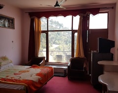 Hotel Valley View Crest (Dharamsala, India)