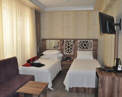Hotel Yalova Sezon Otel (Yalova, Turkey)