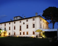 Khách sạn hotel Villa Dragonetti (L'Aquila, Ý)