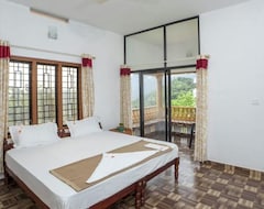 Khách sạn Venus Holiday Resort (Udhagamandalam, Ấn Độ)