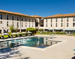 Grand Prix Hotel & Restaurant (Le Castellet, France)
