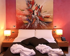 Hotelli Mirko Luxury inn (Rooma, Italia)
