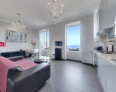 Hele huset/lejligheden 5 Monaco 2 Double Bedrooms! 5 Mins Walk Casino (Monaco / Monte Carlo, Monaco)