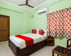 Hotel OYO 67796 Sree Guru Lakshmi Residency (Tirupati, Indija)