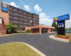 Khách sạn Comfort Inn & Suites Madison - Airport (Madison, Hoa Kỳ)