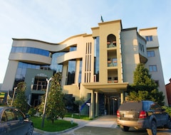 Hotel Green (Tirana, Albania)