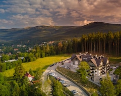 Căn hộ có phục vụ Czarny Kamien Resort & Spa (Szklarska Poreba, Ba Lan)