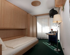 Hotelli Ambiente (Saas Fee, Sveitsi)