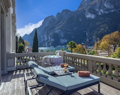 Khách sạn Lido Palace - The Leading Hotels Of The World (Riva del Garda, Ý)