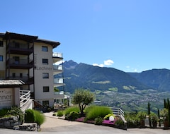 Otel Lechner (Dorf Tirol, İtalya)