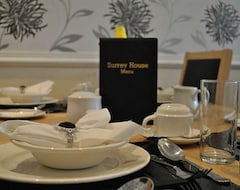 Surrey House Hotel (Blackpool, Birleşik Krallık)