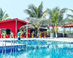Khách sạn Beach Village Resort (Shrivardhan, Ấn Độ)
