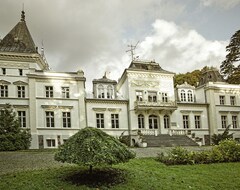 Hotelli Pałac Nosowo (Biesiekierz, Puola)