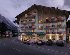 Khách sạn Hotel Stern (Ehrwald, Áo)