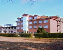 Confour Hotel (Burgdorf, Germany)